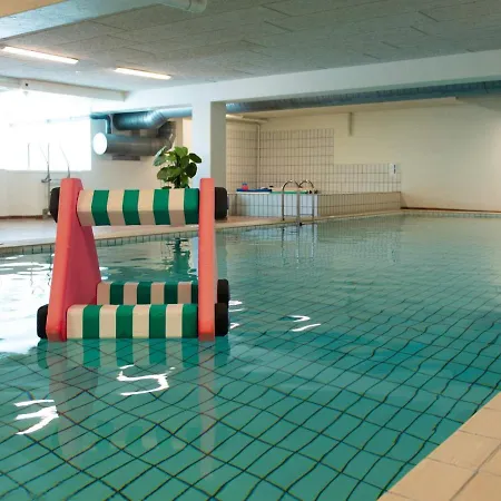 Apartment Xciv